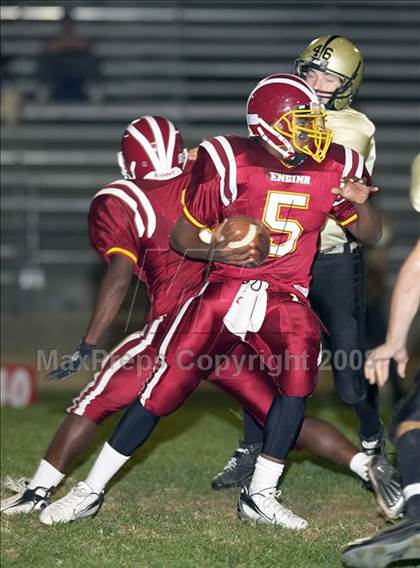 Thumbnail 2 in Encina vs. Golden Sierra photogallery.