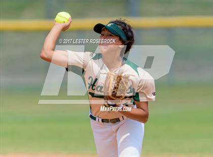 Thumbnail 1 in La Vernia @ Canyon Lake (UIL 4A Bi-district playoffs) photogallery.