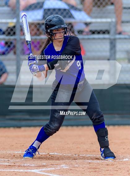 Thumbnail 2 in La Vernia @ Canyon Lake (UIL 4A Bi-district playoffs) photogallery.