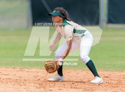 Thumbnail 2 in La Vernia @ Canyon Lake (UIL 4A Bi-district playoffs) photogallery.