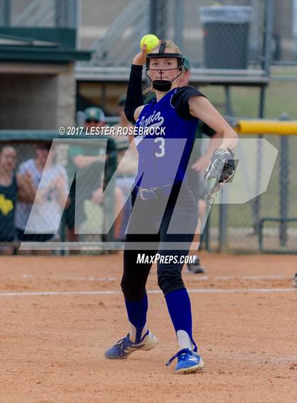 Thumbnail 1 in La Vernia @ Canyon Lake (UIL 4A Bi-district playoffs) photogallery.