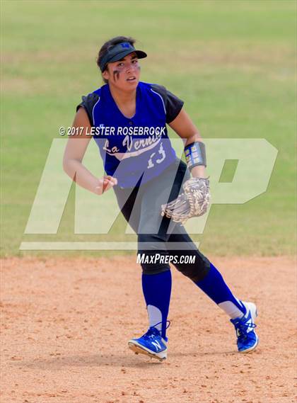 Thumbnail 3 in La Vernia @ Canyon Lake (UIL 4A Bi-district playoffs) photogallery.