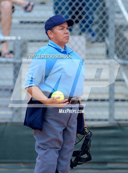 Thumbnail 3 in La Vernia @ Canyon Lake (UIL 4A Bi-district playoffs) photogallery.