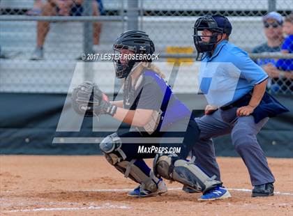 Thumbnail 2 in La Vernia @ Canyon Lake (UIL 4A Bi-district playoffs) photogallery.