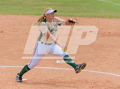 Thumbnail 2 in La Vernia @ Canyon Lake (UIL 4A Bi-district playoffs) photogallery.