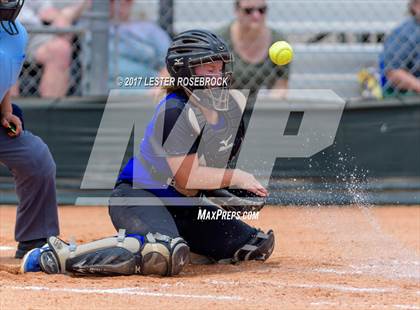 Thumbnail 2 in La Vernia @ Canyon Lake (UIL 4A Bi-district playoffs) photogallery.