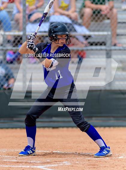Thumbnail 2 in La Vernia @ Canyon Lake (UIL 4A Bi-district playoffs) photogallery.