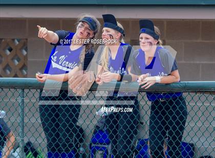 Thumbnail 3 in La Vernia @ Canyon Lake (UIL 4A Bi-district playoffs) photogallery.