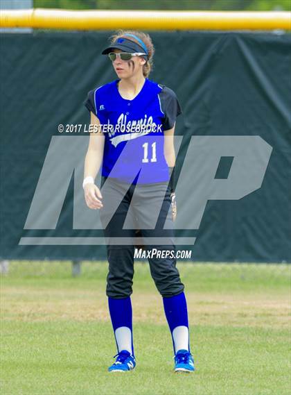 Thumbnail 2 in La Vernia @ Canyon Lake (UIL 4A Bi-district playoffs) photogallery.