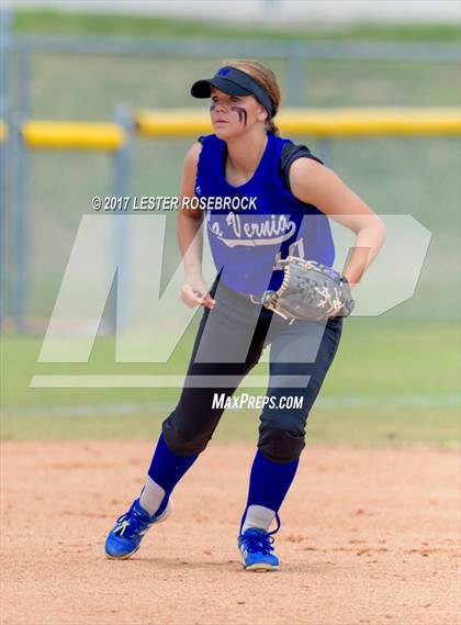 Thumbnail 2 in La Vernia @ Canyon Lake (UIL 4A Bi-district playoffs) photogallery.