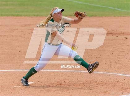 Thumbnail 2 in La Vernia @ Canyon Lake (UIL 4A Bi-district playoffs) photogallery.
