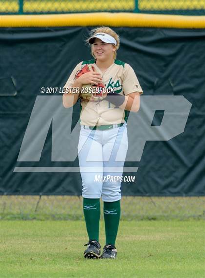 Thumbnail 1 in La Vernia @ Canyon Lake (UIL 4A Bi-district playoffs) photogallery.