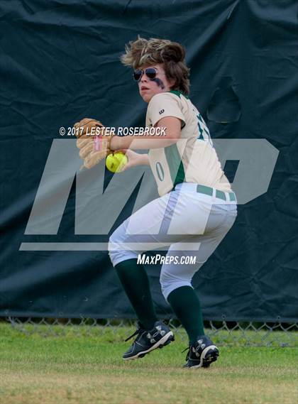 Thumbnail 2 in La Vernia @ Canyon Lake (UIL 4A Bi-district playoffs) photogallery.