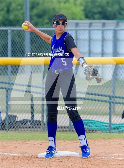 Thumbnail 1 in La Vernia @ Canyon Lake (UIL 4A Bi-district playoffs) photogallery.