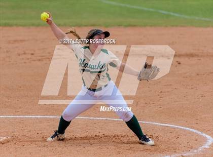 Thumbnail 1 in La Vernia @ Canyon Lake (UIL 4A Bi-district playoffs) photogallery.