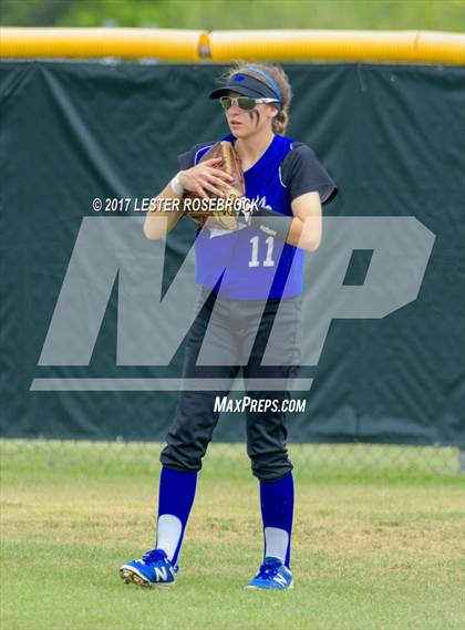 Thumbnail 3 in La Vernia @ Canyon Lake (UIL 4A Bi-district playoffs) photogallery.
