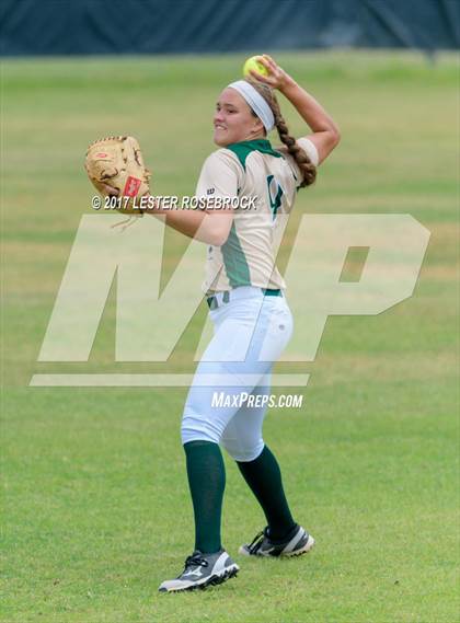 Thumbnail 1 in La Vernia @ Canyon Lake (UIL 4A Bi-district playoffs) photogallery.