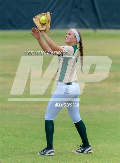 Thumbnail 3 in La Vernia @ Canyon Lake (UIL 4A Bi-district playoffs) photogallery.