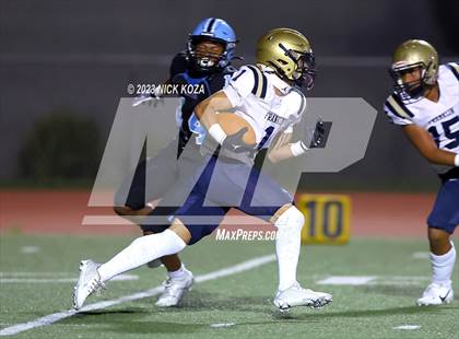 Thumbnail 3 in Franklin vs. Carson photogallery.