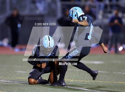 Thumbnail 2 in Franklin vs. Carson photogallery.