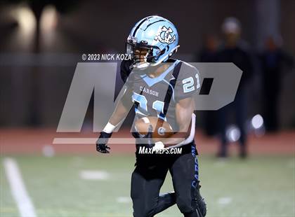 Thumbnail 1 in Franklin vs. Carson photogallery.