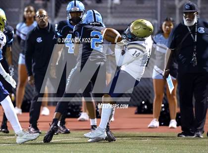 Thumbnail 2 in Franklin vs. Carson photogallery.