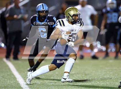 Thumbnail 3 in Franklin vs. Carson photogallery.