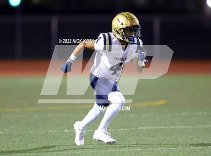Thumbnail 3 in Franklin vs. Carson photogallery.