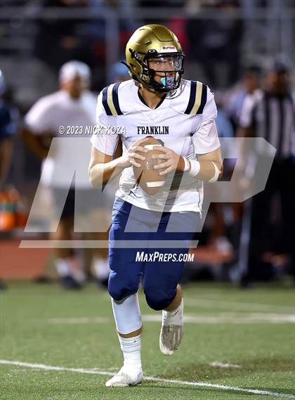 Thumbnail 1 in Franklin vs. Carson photogallery.