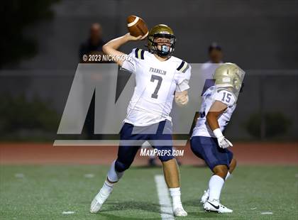 Thumbnail 1 in Franklin vs. Carson photogallery.