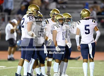 Thumbnail 3 in Franklin vs. Carson photogallery.