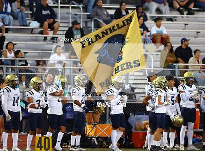 Thumbnail 2 in Franklin vs. Carson photogallery.