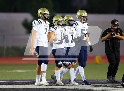 Thumbnail 3 in Franklin vs. Carson photogallery.
