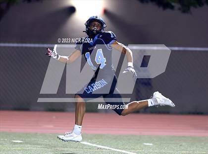 Thumbnail 1 in Franklin vs. Carson photogallery.