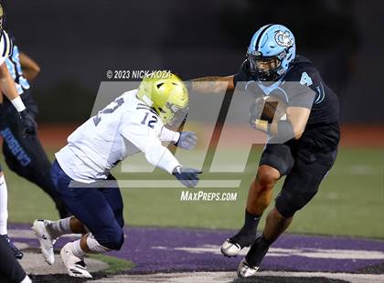 Thumbnail 3 in Franklin vs. Carson photogallery.