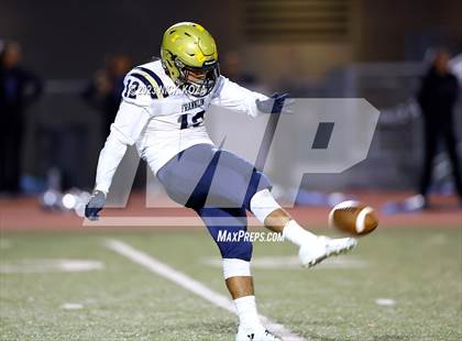 Thumbnail 2 in Franklin vs. Carson photogallery.