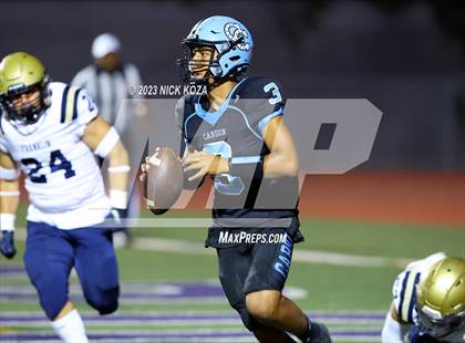 Thumbnail 3 in Franklin vs. Carson photogallery.