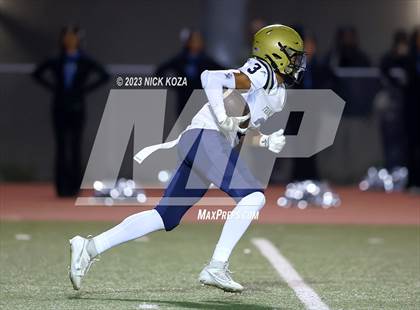 Thumbnail 3 in Franklin vs. Carson photogallery.