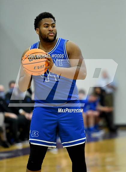 Thumbnail 2 in Bentonville vs. Bryant (AAA 6A Second Round Playoff) photogallery.