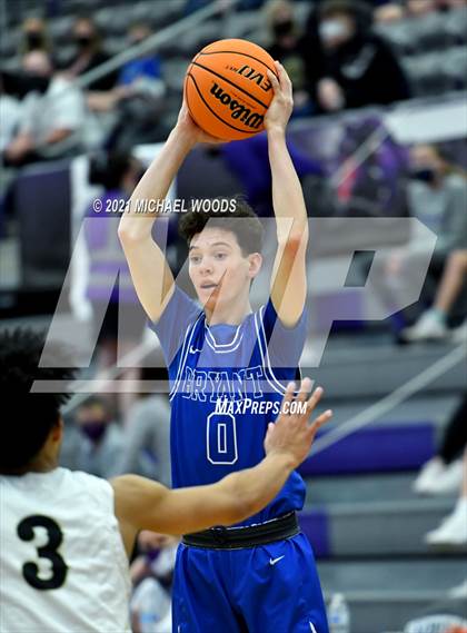Thumbnail 1 in Bentonville vs. Bryant (AAA 6A Second Round Playoff) photogallery.