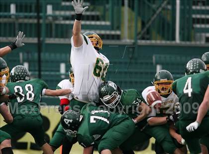 Thumbnail 1 in Alexander vs. Avon (Section 5 Class DD Semifinal) photogallery.