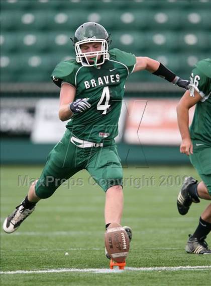 Thumbnail 2 in Alexander vs. Avon (Section 5 Class DD Semifinal) photogallery.
