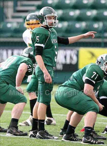 Thumbnail 1 in Alexander vs. Avon (Section 5 Class DD Semifinal) photogallery.
