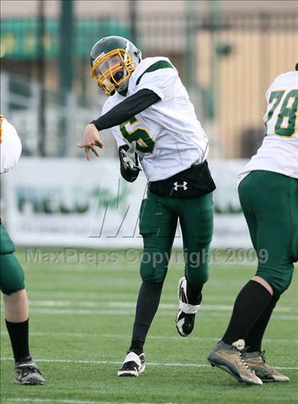 Thumbnail 1 in Alexander vs. Avon (Section 5 Class DD Semifinal) photogallery.