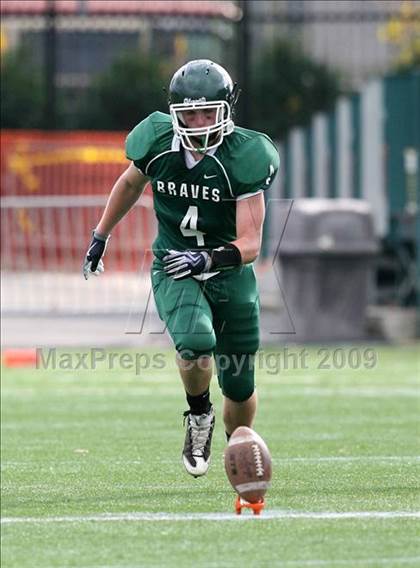Thumbnail 2 in Alexander vs. Avon (Section 5 Class DD Semifinal) photogallery.