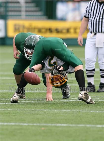 Thumbnail 2 in Alexander vs. Avon (Section 5 Class DD Semifinal) photogallery.