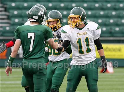 Thumbnail 3 in Alexander vs. Avon (Section 5 Class DD Semifinal) photogallery.