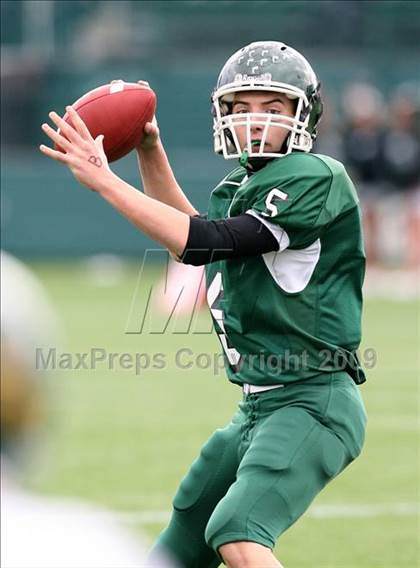 Thumbnail 2 in Alexander vs. Avon (Section 5 Class DD Semifinal) photogallery.