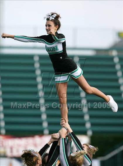 Thumbnail 3 in Alexander vs. Avon (Section 5 Class DD Semifinal) photogallery.
