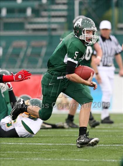 Thumbnail 2 in Alexander vs. Avon (Section 5 Class DD Semifinal) photogallery.